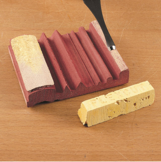 Pocket sharpening leather strop for carving tools – Wood carving